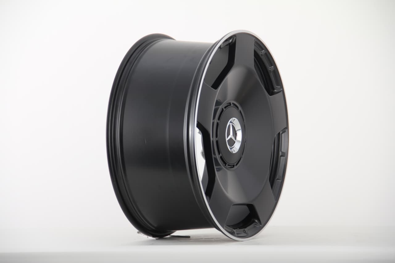 20" Mercedes-Benz Staggered Alloy Wheel Set - 5x112 PCD - Matt Black Machined Lip