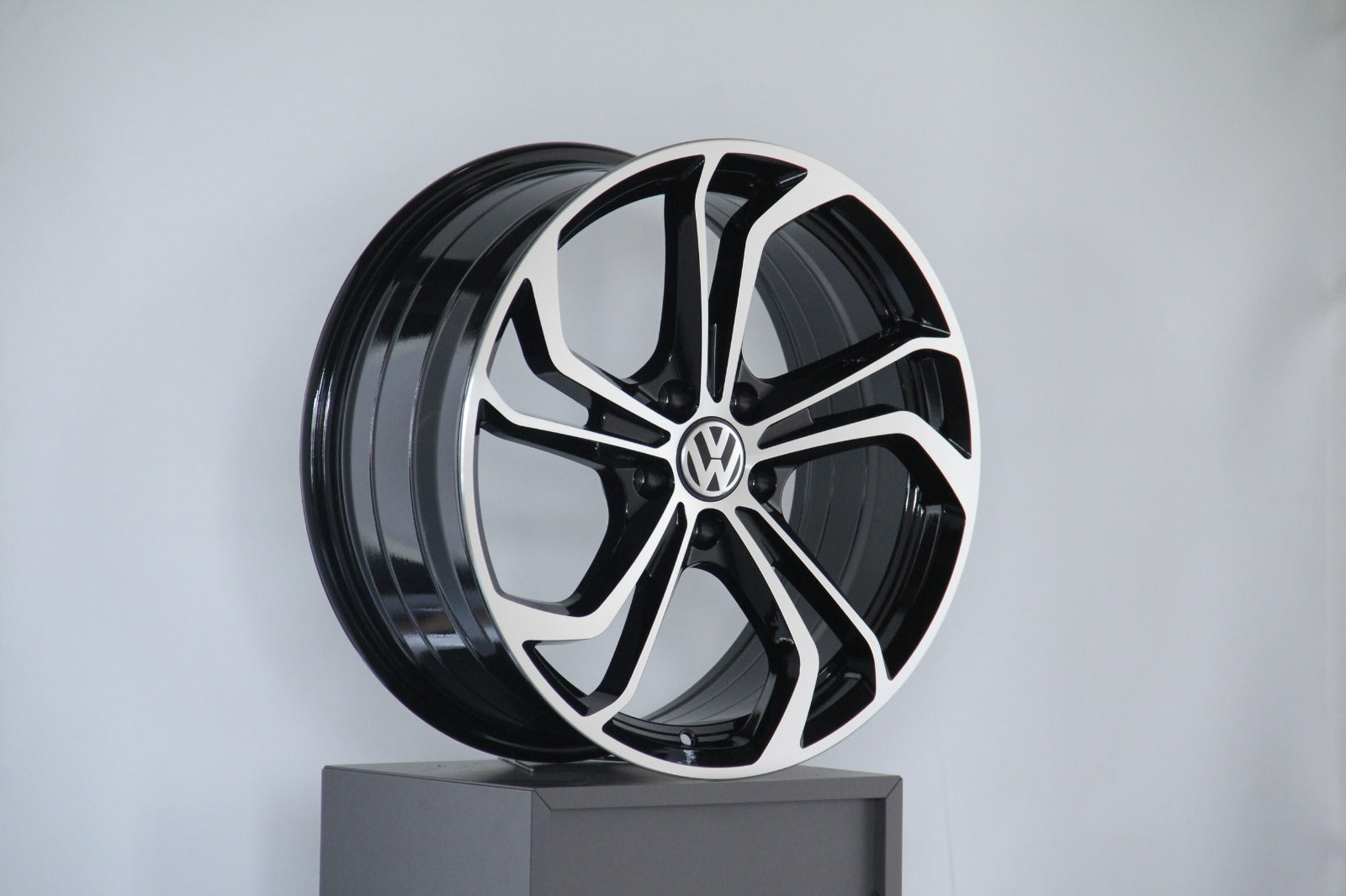 18" VW Wheels - 5x112 PCD - 8J - Black Machine Face - CB 57.1
