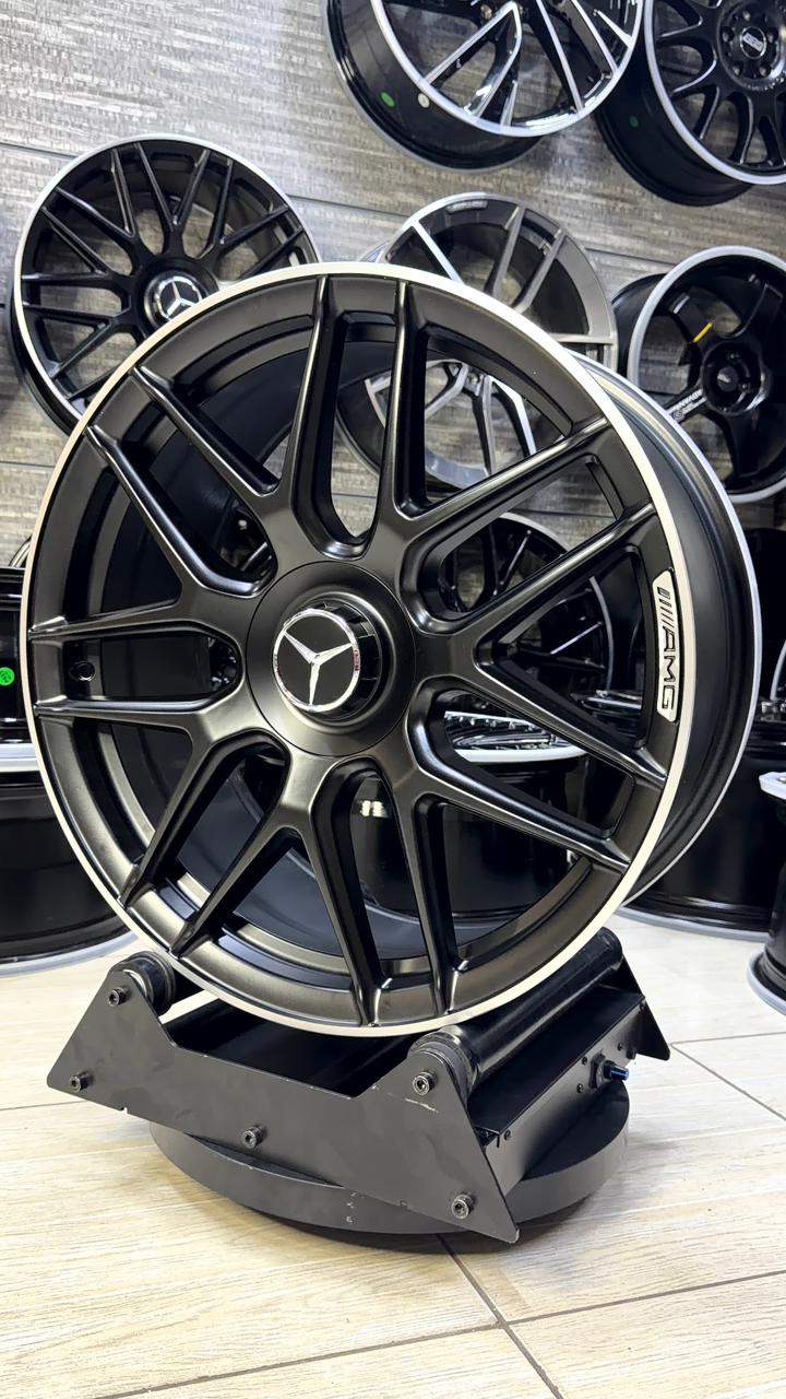 22" Original AMG Wheel