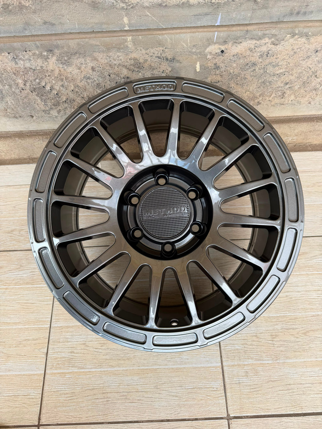 Method Race Wheels MR314 17" 6x139.7 | ET0 | Gloss Titanium