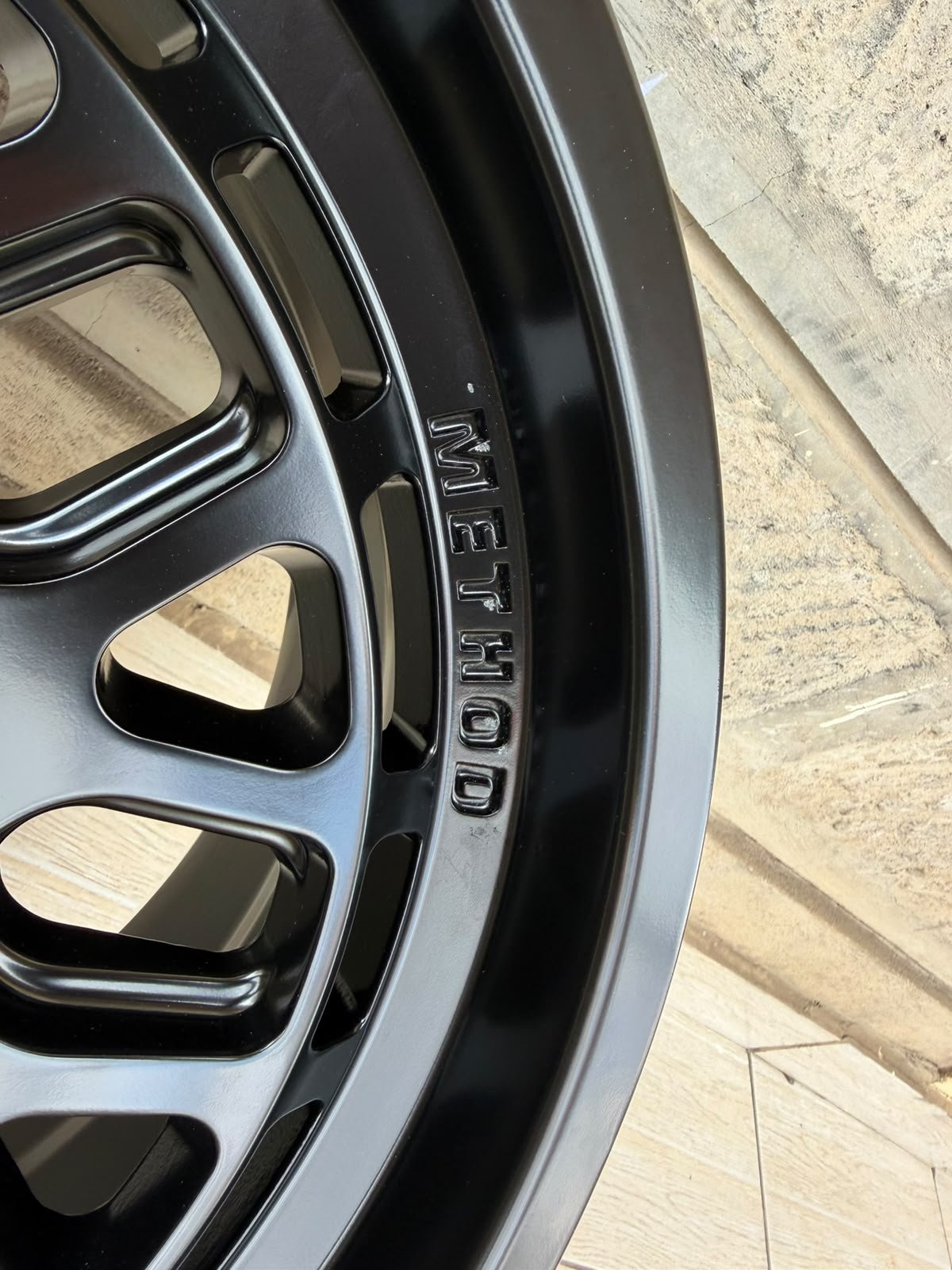Method Race Wheels MR321 17" 6x114.3 | ET0 | Matt Black