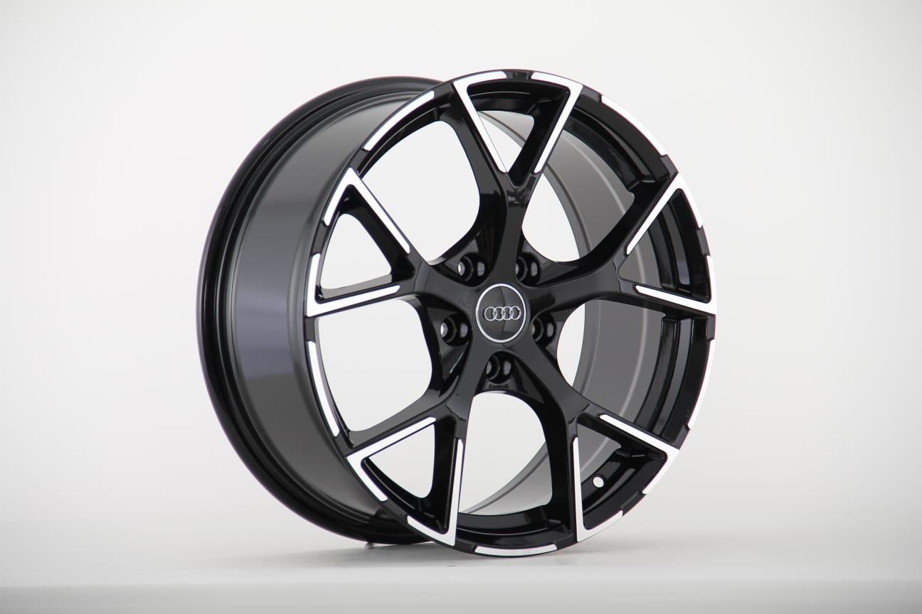 Audi 17" Black Machined Alloy Wheel - 5x112 PCD