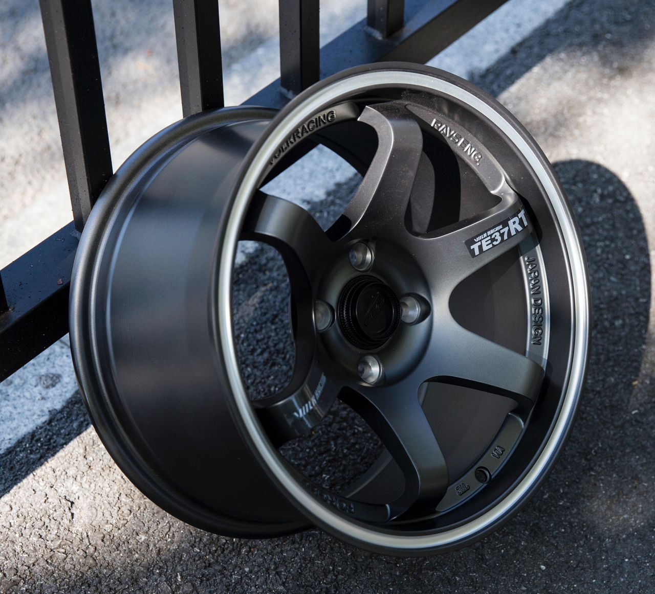 Volk Racing TE37 15" 4×100 8.25J ET20