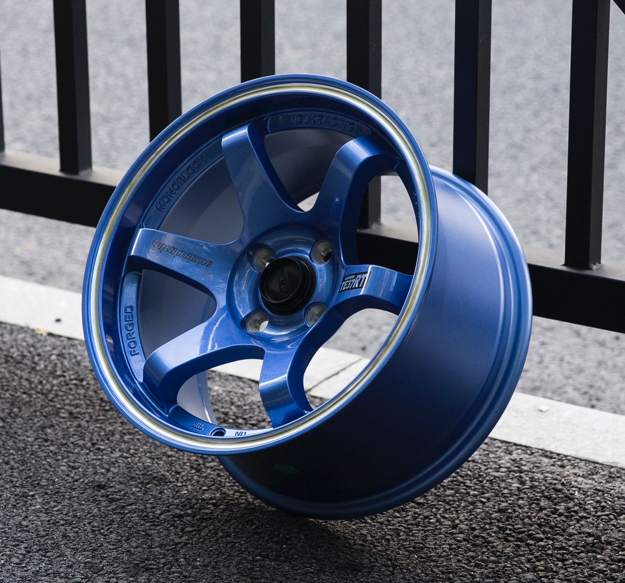 Volk Racing TE37 15" 4×100 8.25J ET20